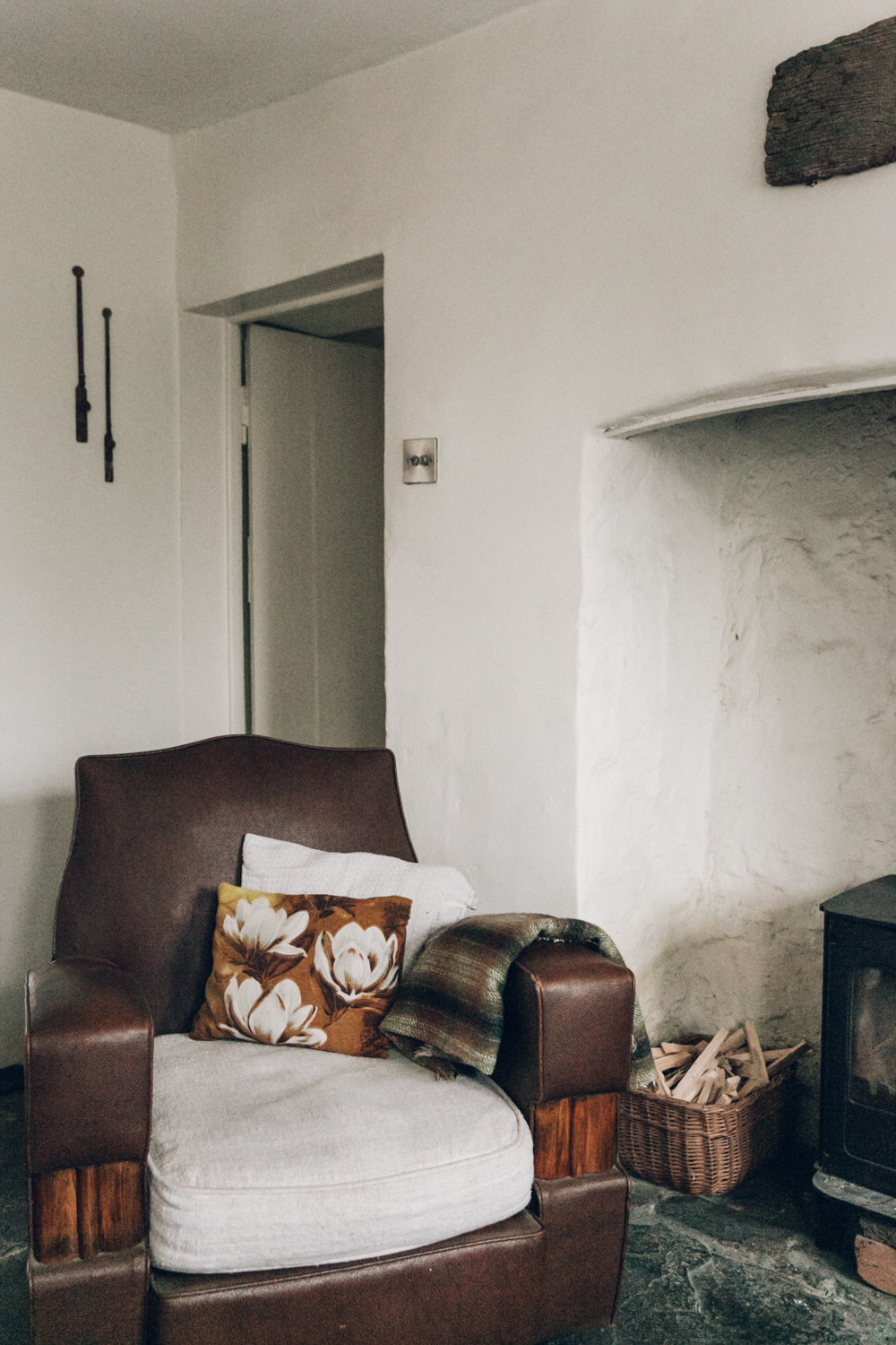 Haarkon Old Radnor Harp Cottage Wales Powys Accommodation Holiday interior home
