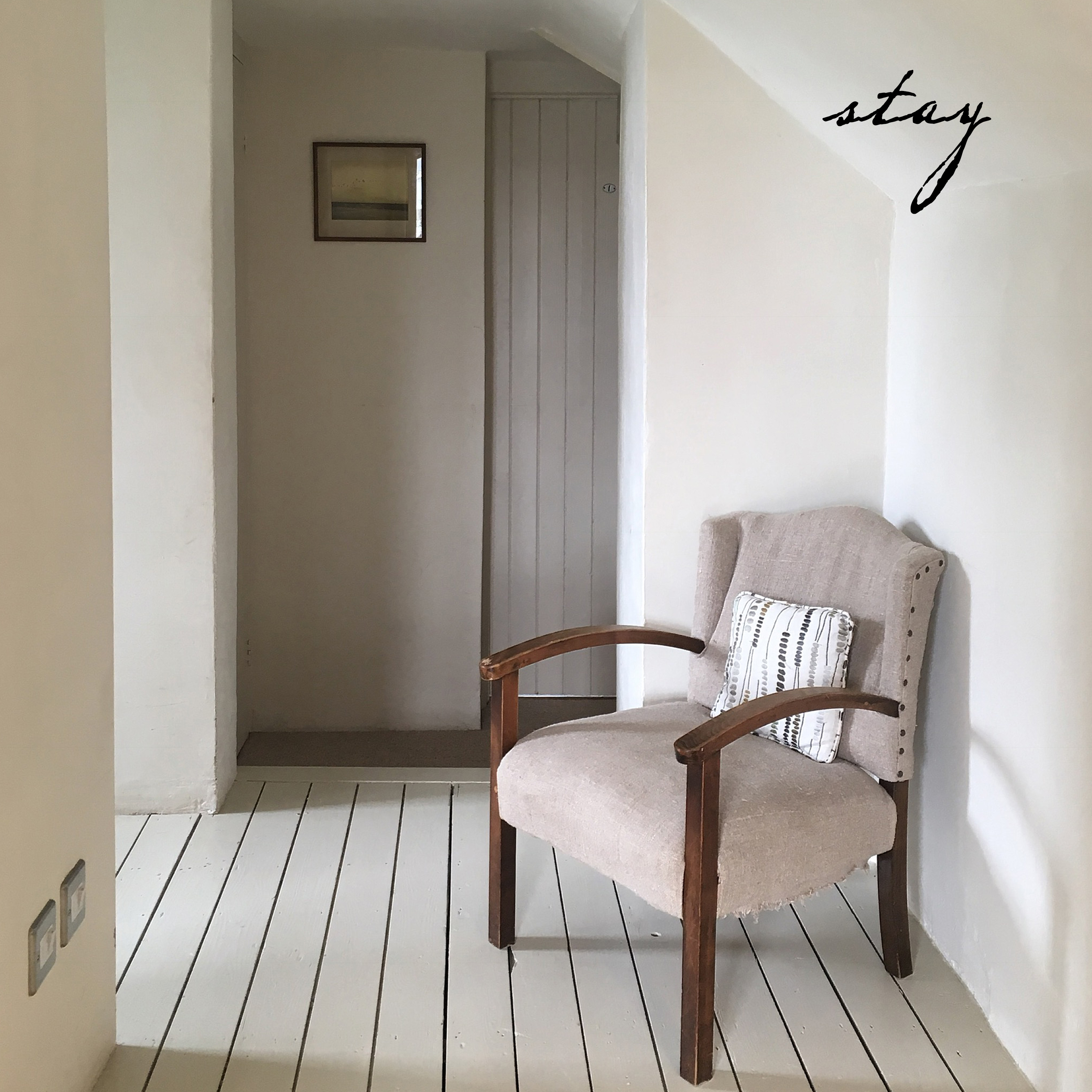 Experience the lifestyle and simplicity yourself. Holiday Harp Cottage style.